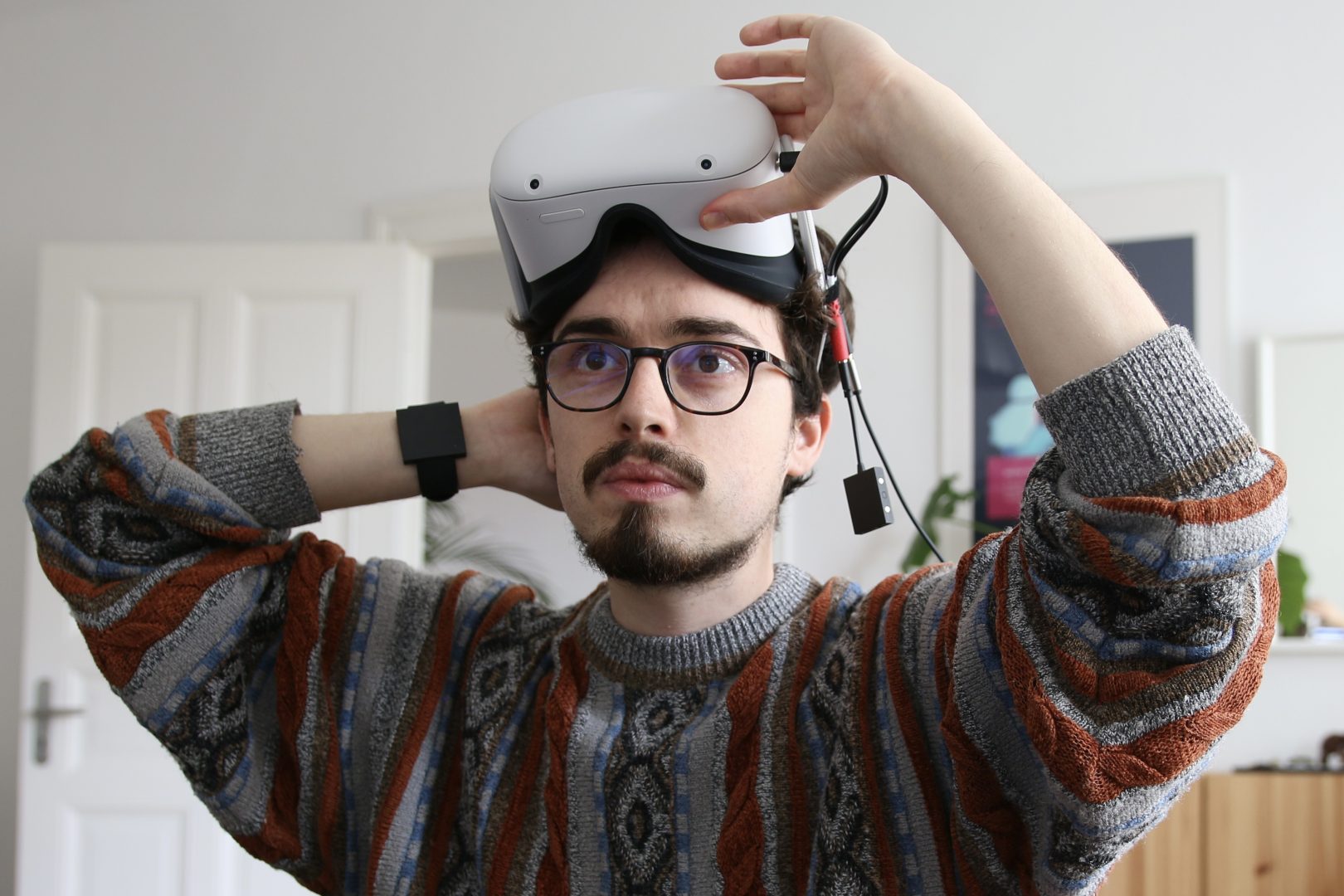 Wearable Haptics and Hand Interactions for VR with Simon Frübis (Haptics Club#9)